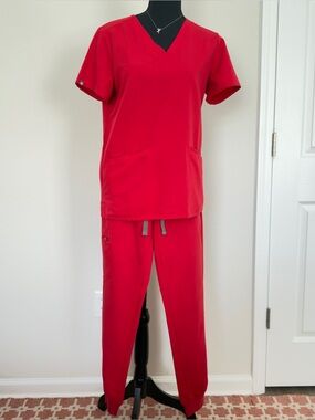 Women’s Figs Red Scrub Set: Casma Scrub Top & Zamora Jogger Pants